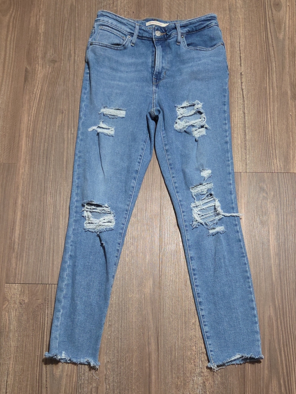 Ripped Levi 721 High-Rise Light Blue Women’s Jeans